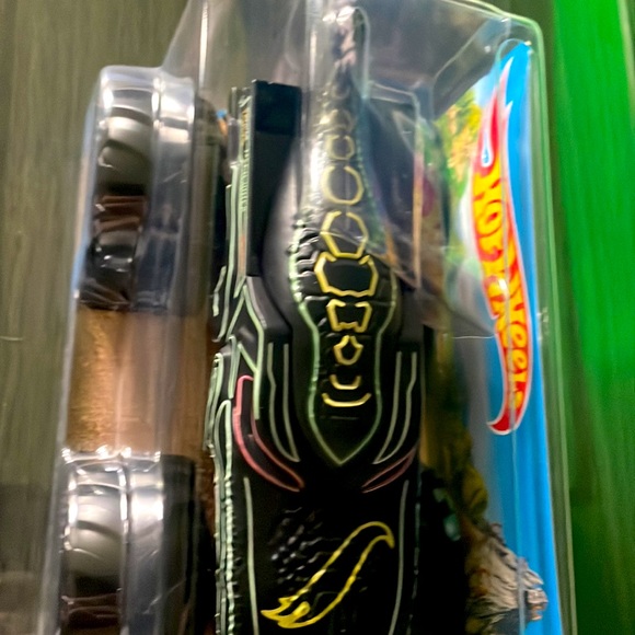 Mega Wrex Hot Wheels Monster Trucks - Picture 7 of 11